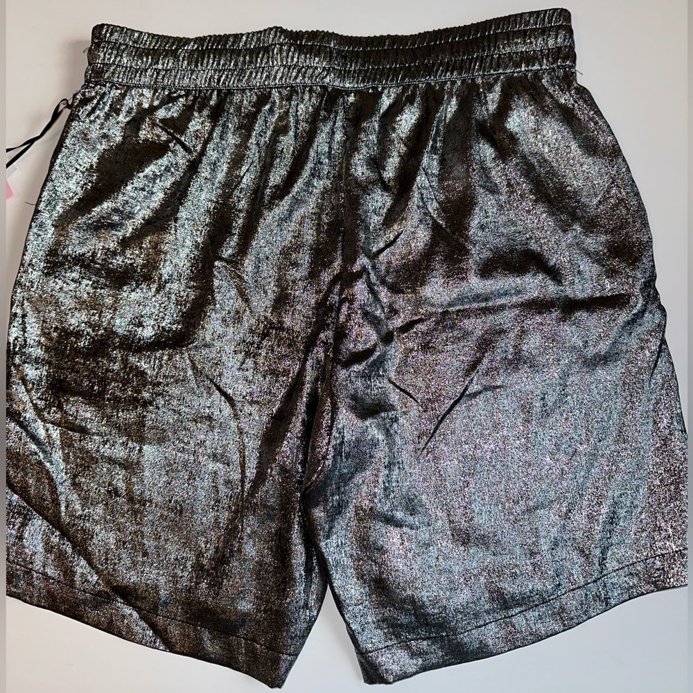 Future Collective Metallic Silver Shorts Women’s Alani Noelle Size M NWT - Picture 6 of 8